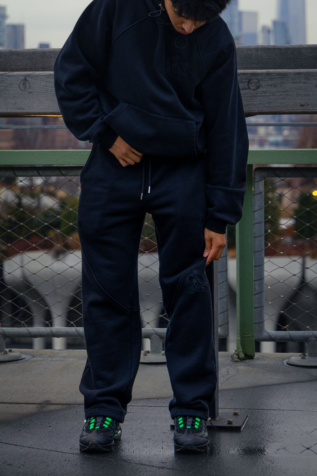 Shadow Black Sweatpant